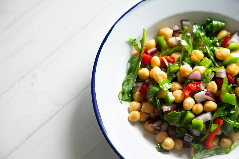 salada de grão de bico